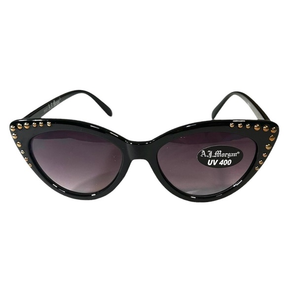 A.J. Morgan Accessories - A.J. Morgan Black Cat-Eye Sunglasses.‎ New